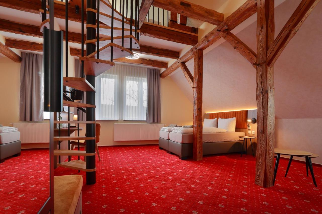 Landhotel & Brauhaus Prignitzer Hof Пріцвальк Екстер'єр фото